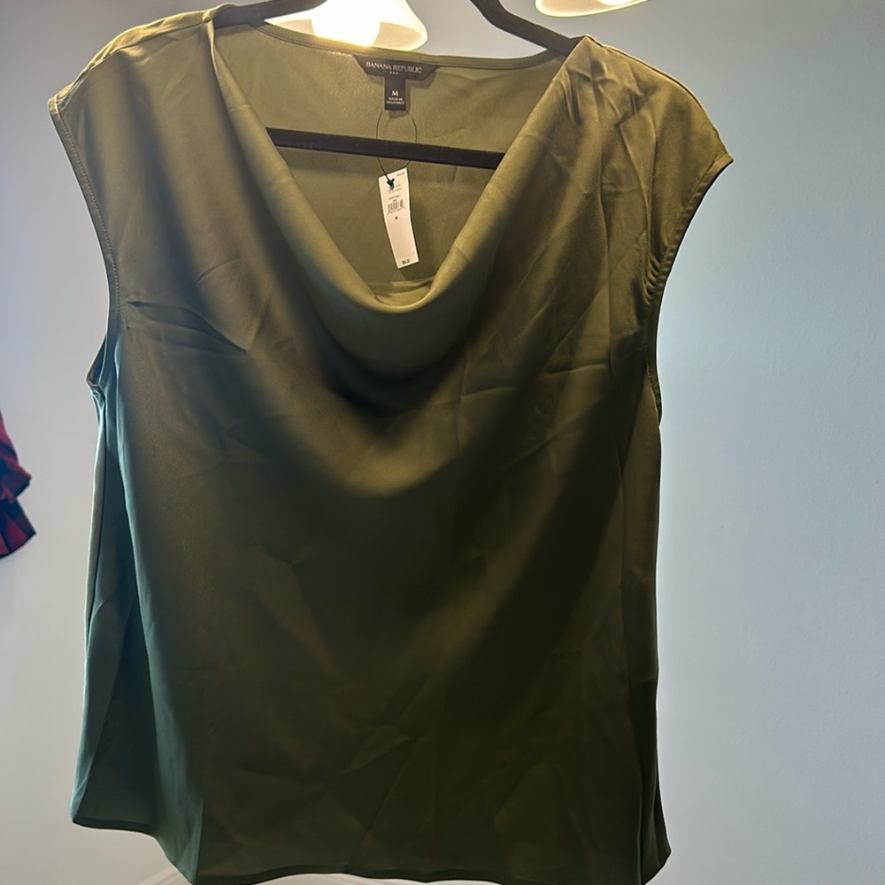 New with tag beautiful blouse olive green